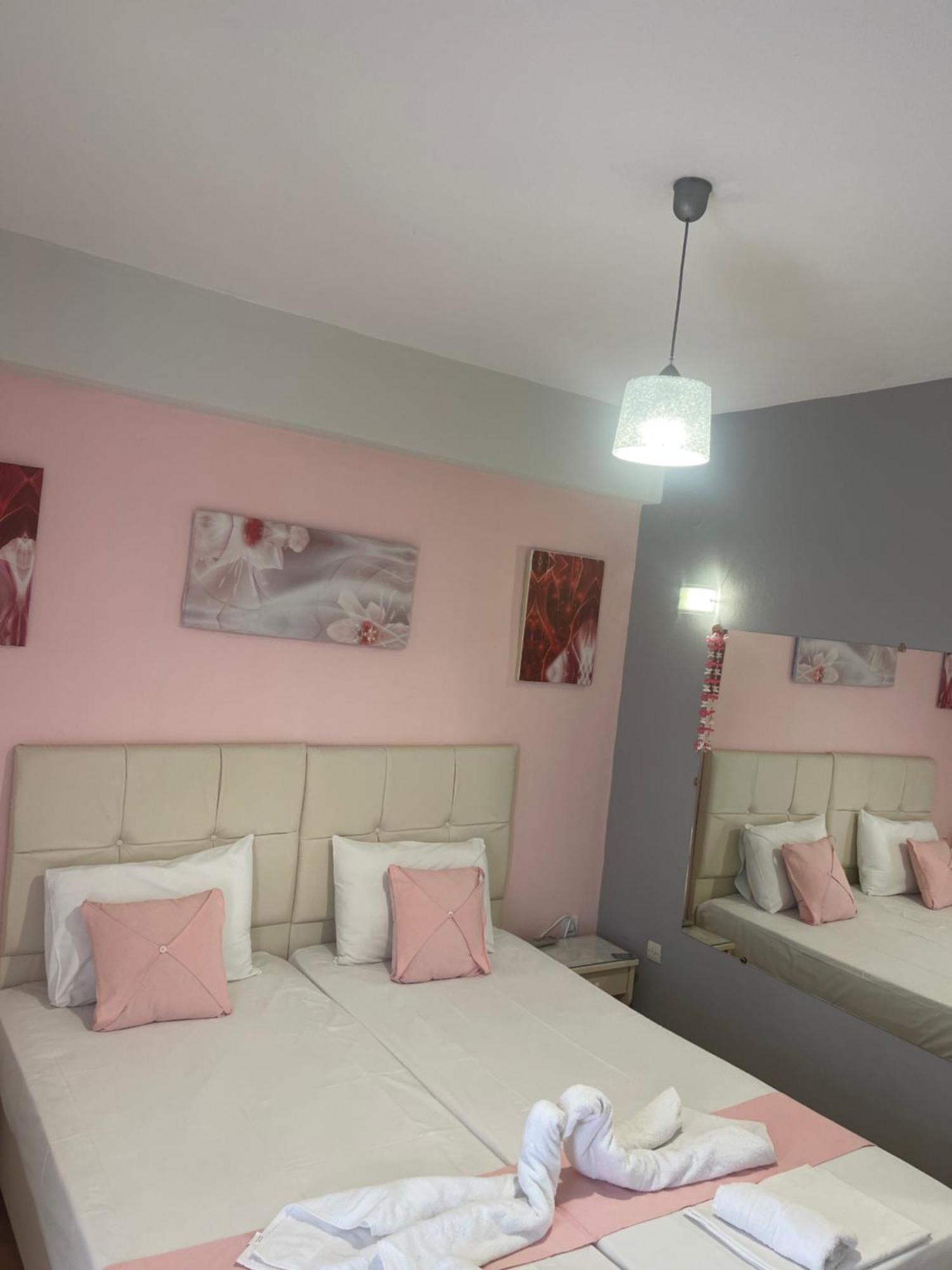 Pansion Katerina Hotell Skála Eresoú Exteriör bild